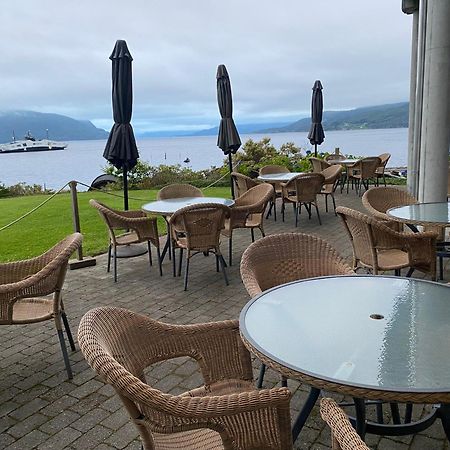Smaken Av Ryfylke Event As Overnatting, Bygningen Drives Ikke Som Hotell Hjelmeland Esterno foto