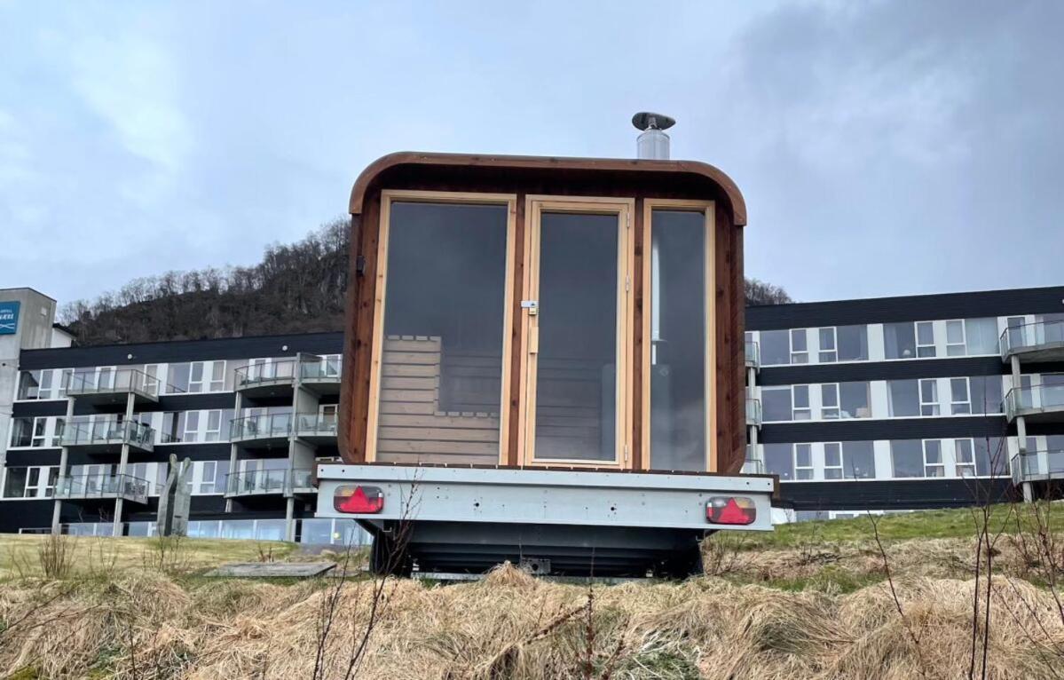 Smaken Av Ryfylke Event As Overnatting, Bygningen Drives Ikke Som Hotell Hjelmeland Esterno foto